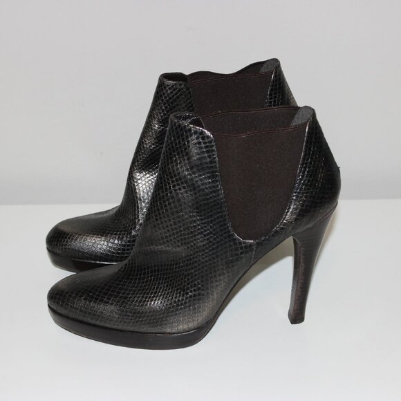Stuart Weitzman Black Snake Embossed Reptile High Heel Ankle Booties Size 9M - Picture 1 of 12